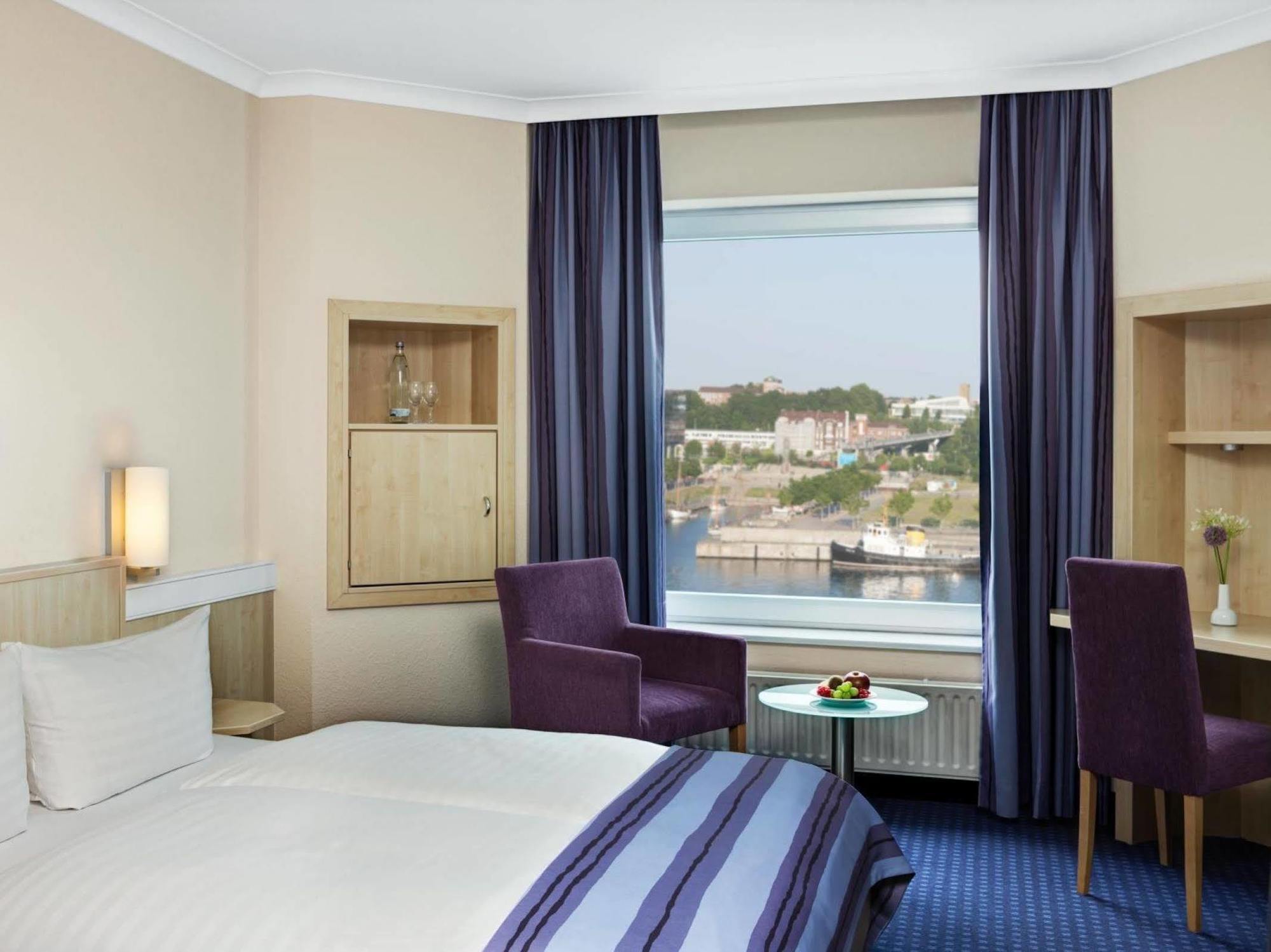 Intercityhotel Kiel Exterior photo